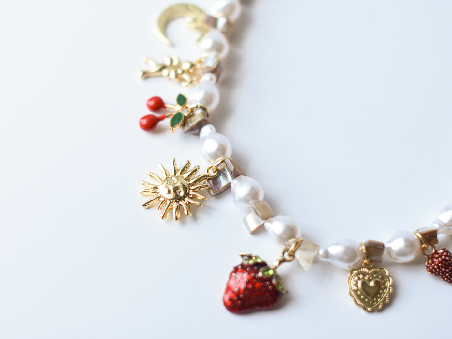 Summer Charms Pearl Necklace