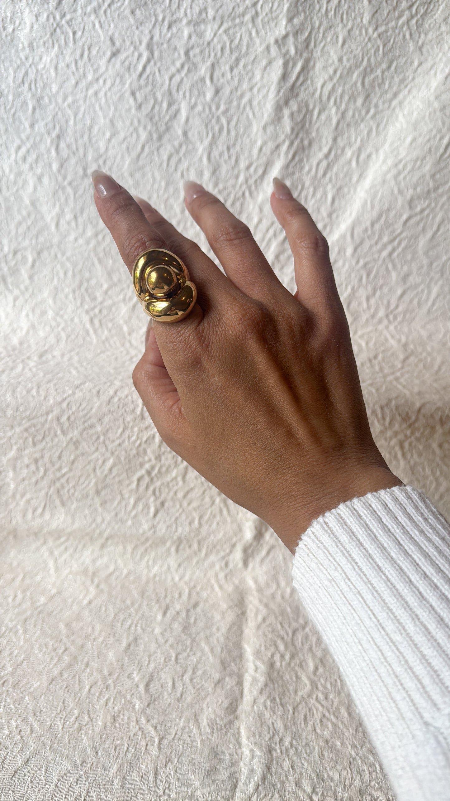 Bold Gold Knot Statement Ring – Size 7