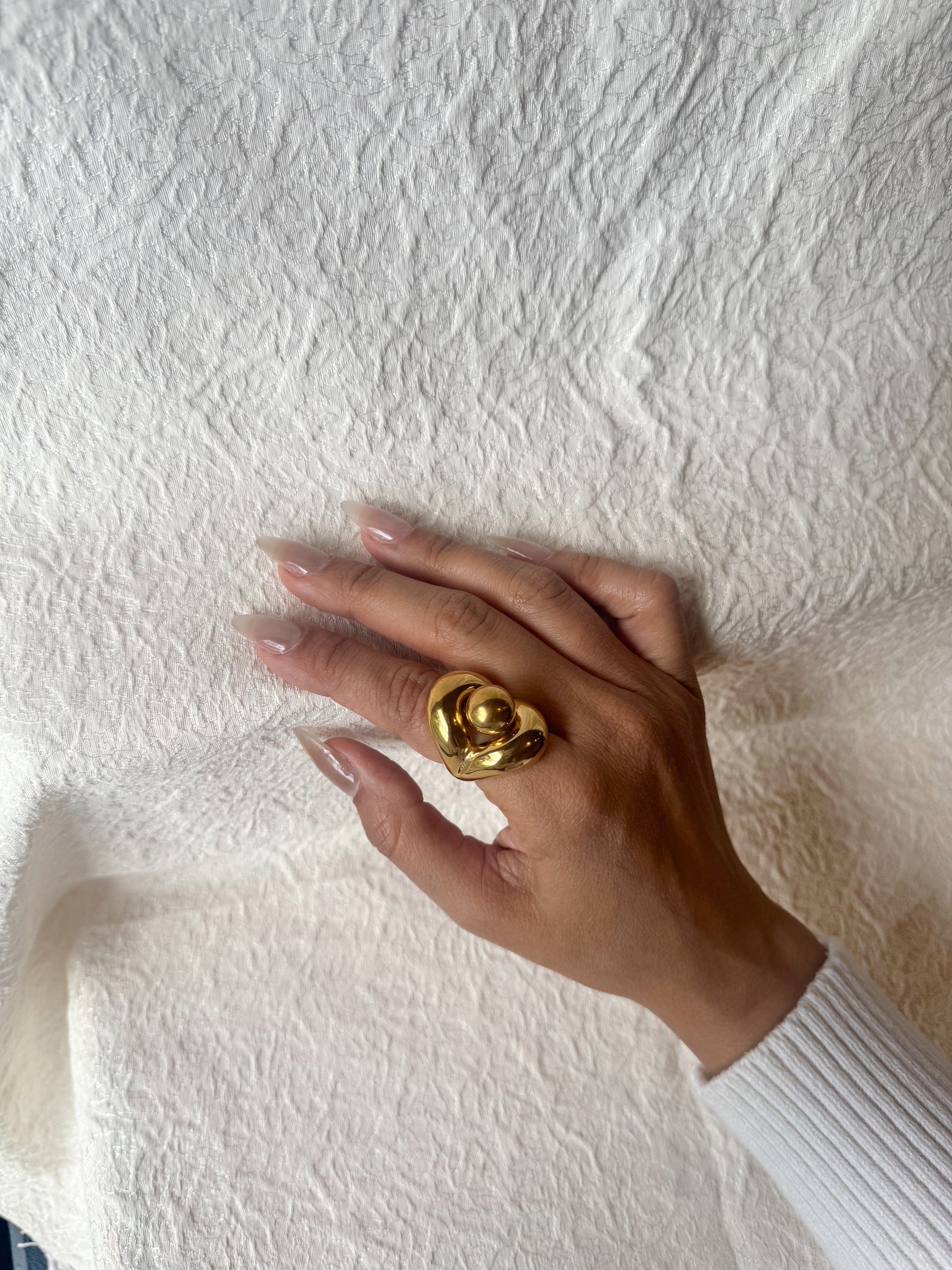 Bold Gold Knot Statement Ring – Size 7