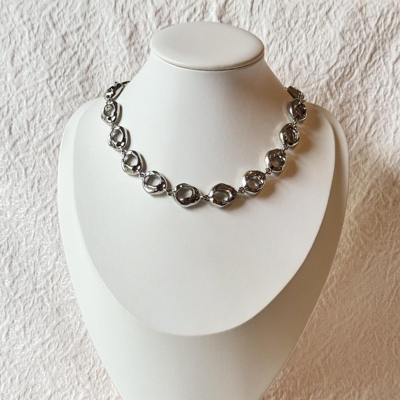 Modern Silver Link Necklace – Sculptural Statement Chain