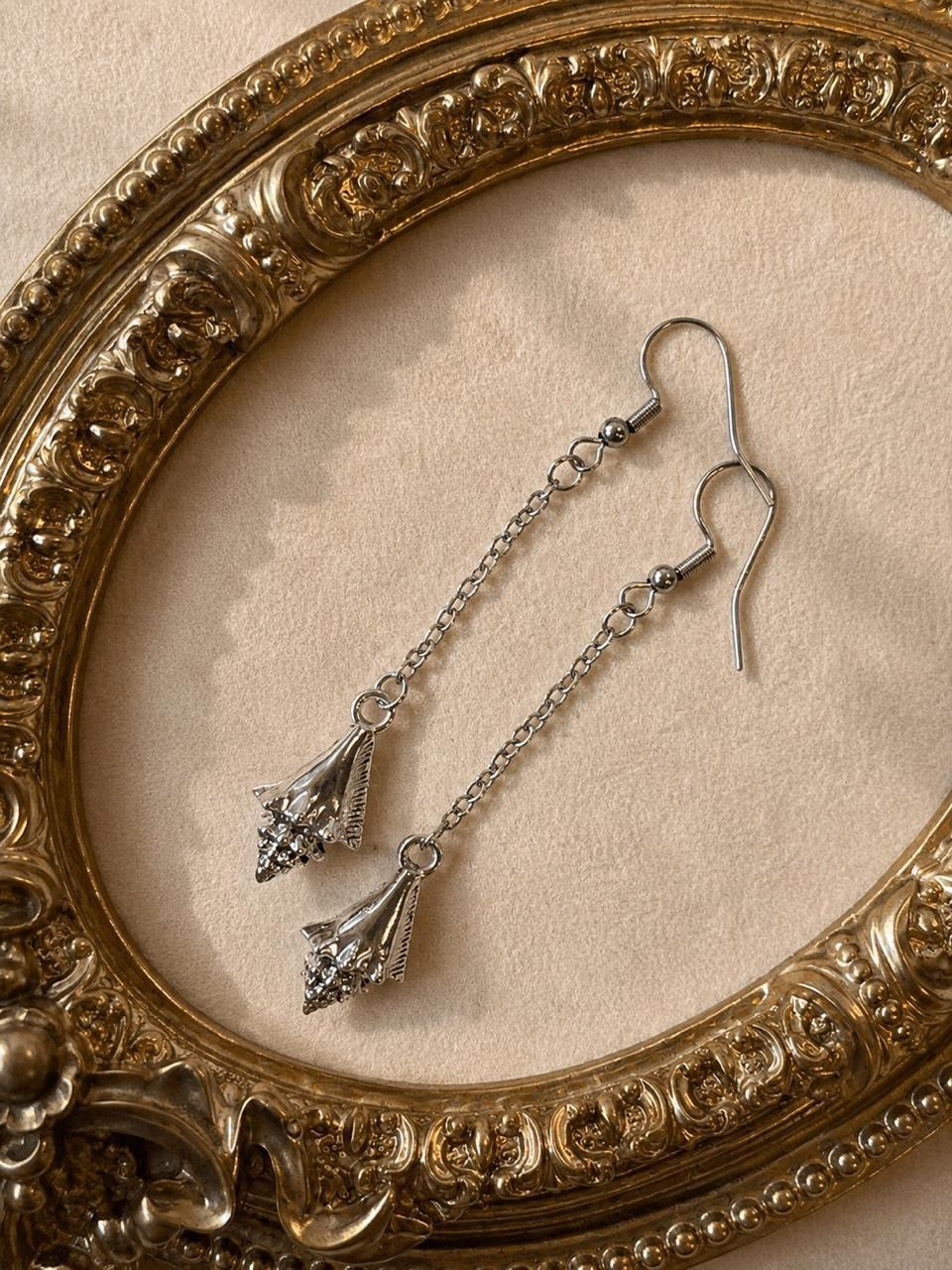 Nara Bloom Seashell Drift Earrings